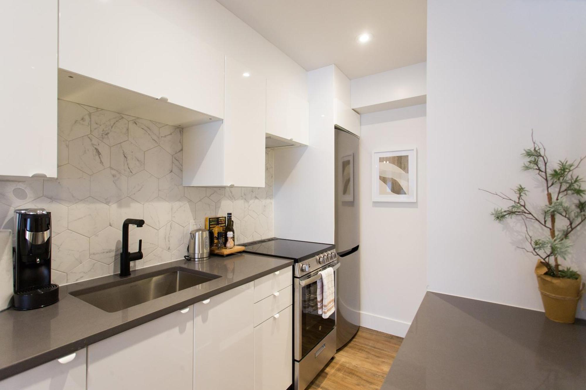 Scandinavian Studio With Full Kitchen And Bath By Den Stays Montréal Zimmer foto